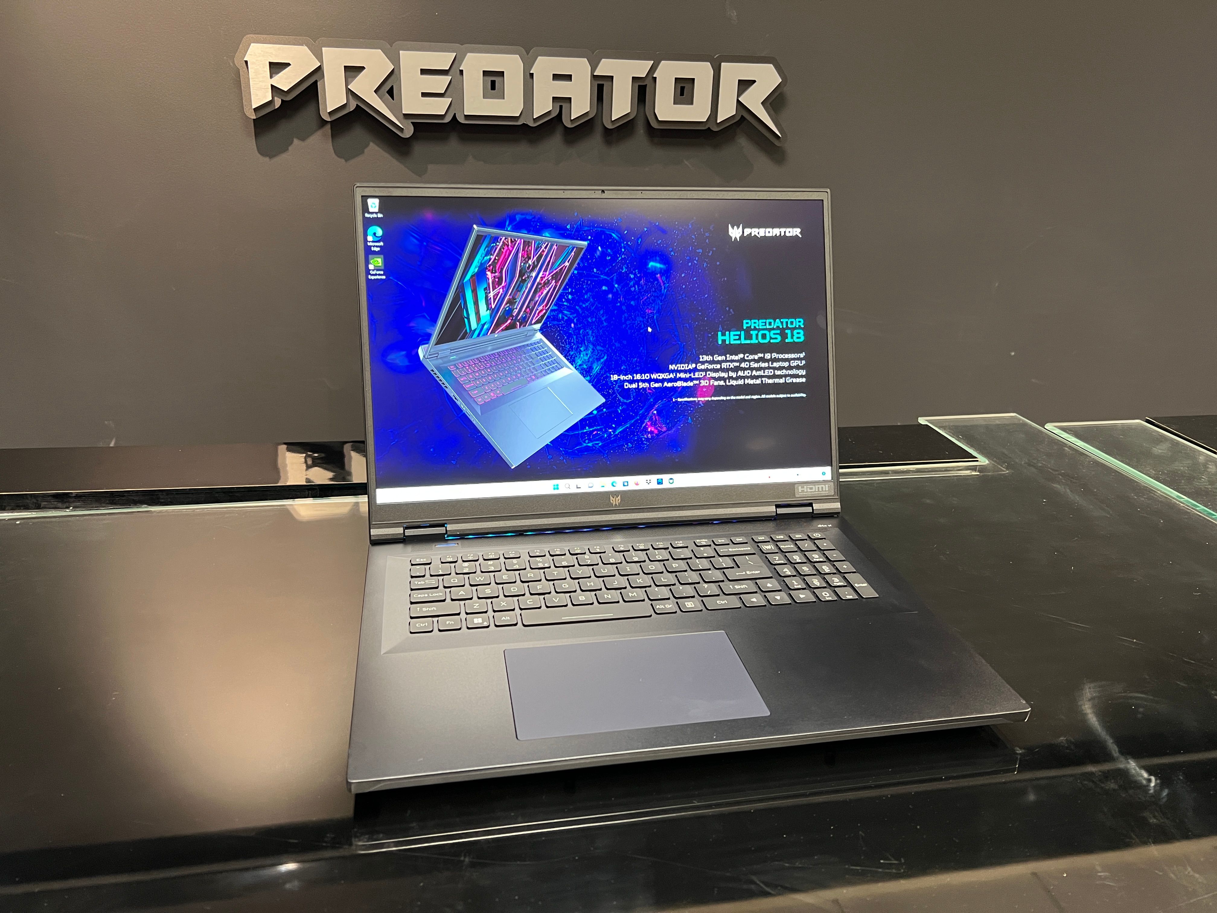 Acer Predator Helios 18 Initial Review
