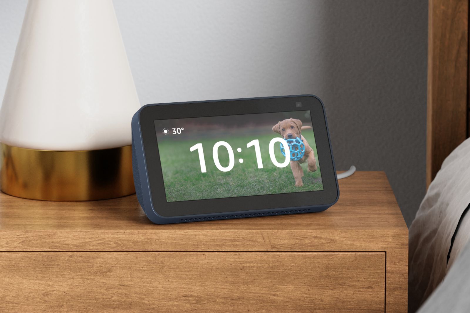 Amazon Echo Show 8 and 5 get new cameras, bigger model can pan and zoom photo 1