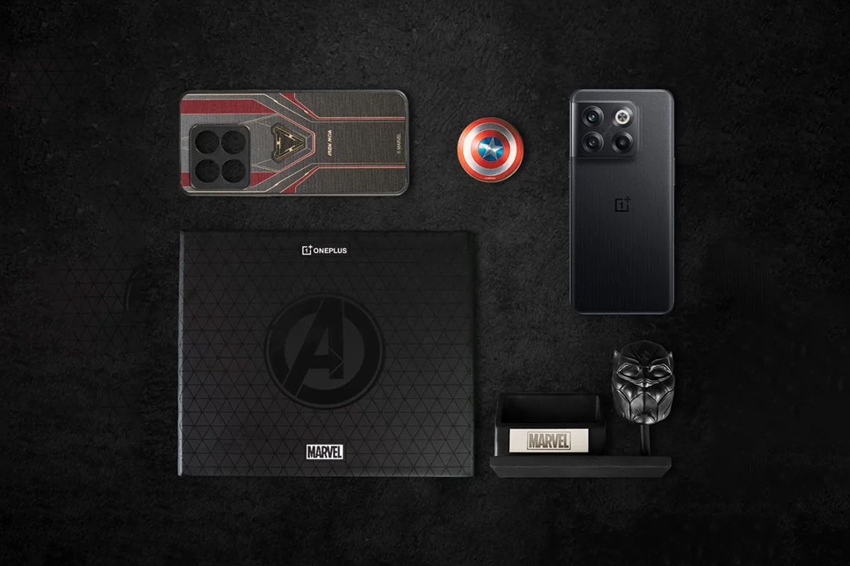 OnePlus 10T Marvel Edition inbound photo 1