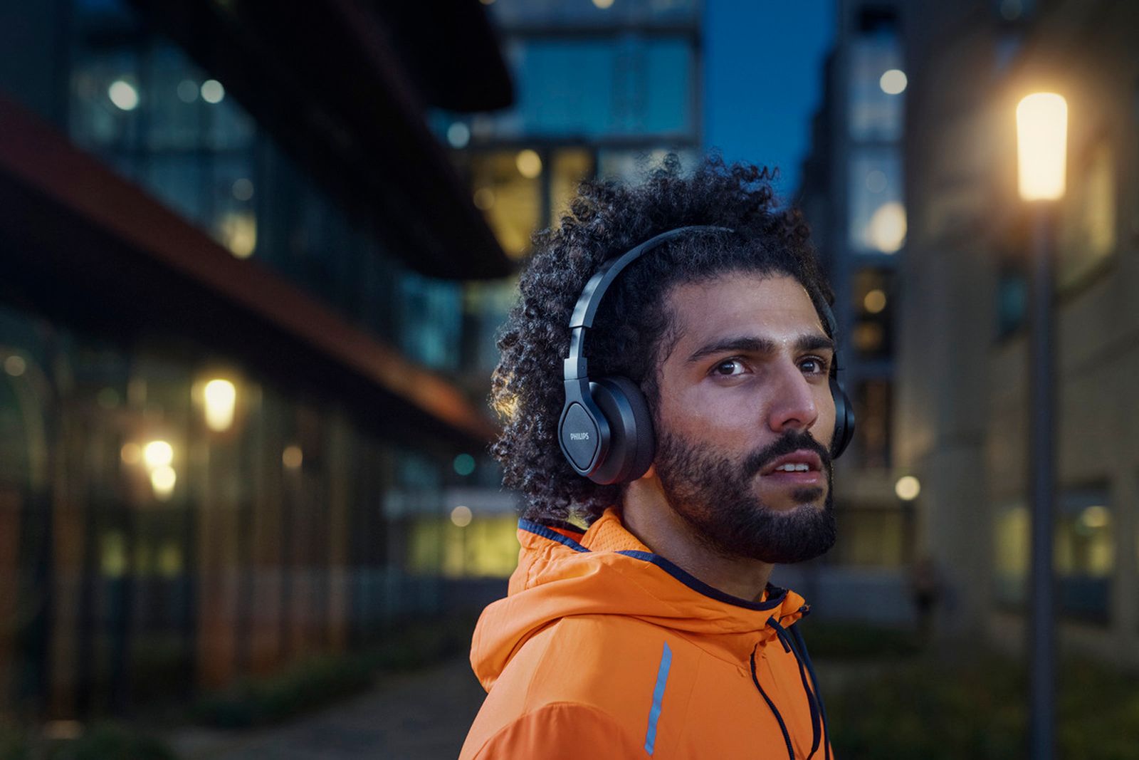 Philips now have four new sports headphones photo 3