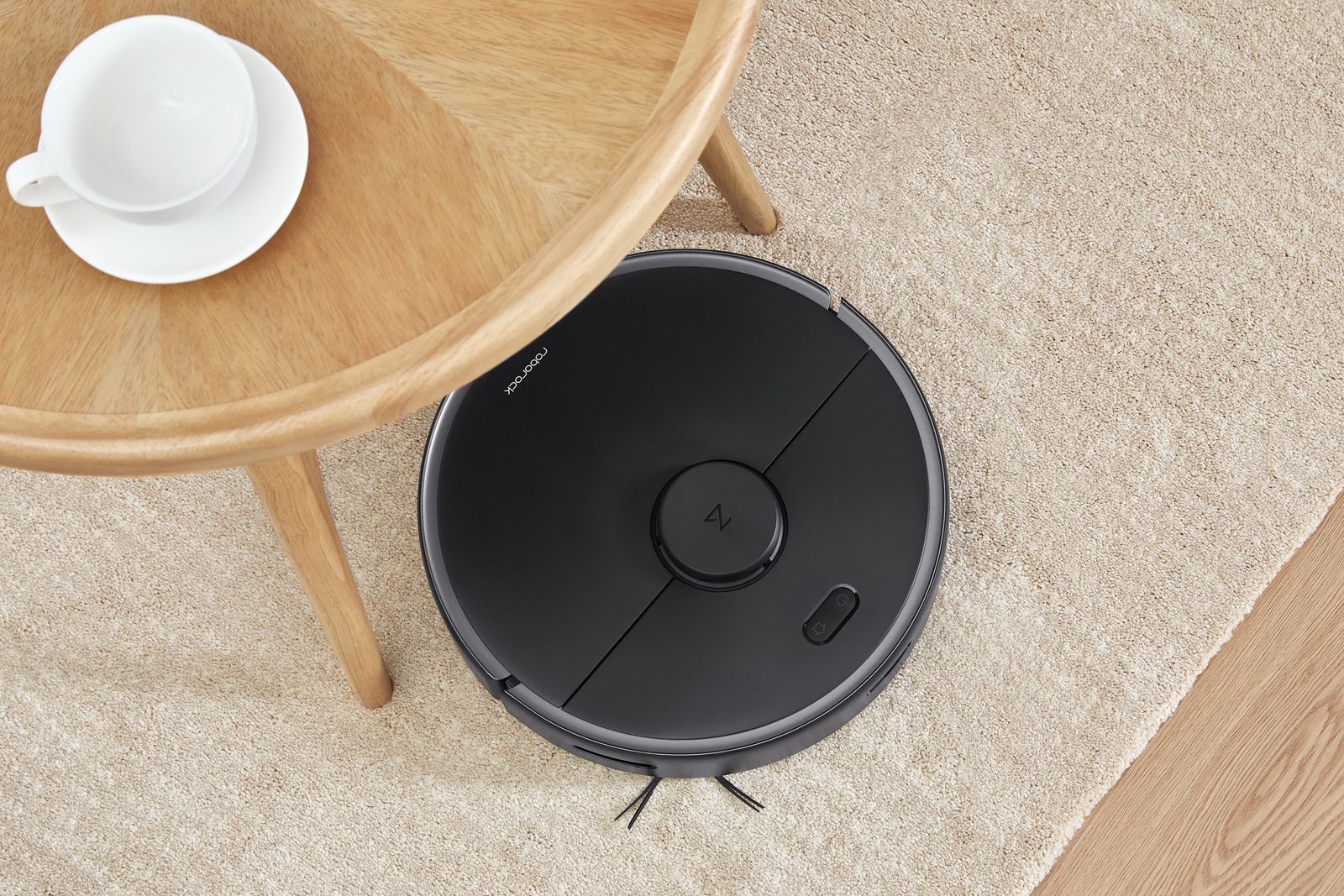 Roborock's newest robot vacuum, the S4, is a purist's cleaning dream photo 5