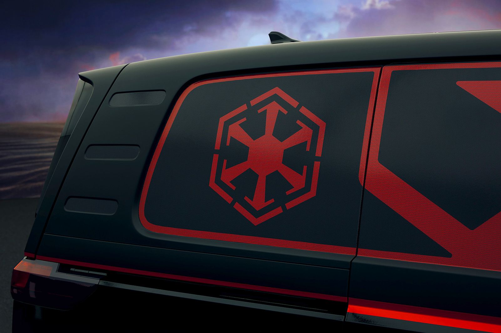 Volkswagen made two Star Wars ID. Buzz EVs you can't buy photo 3