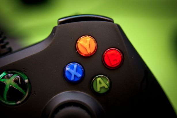 razer onza xbox 360 controller takes console gaming professional image 1