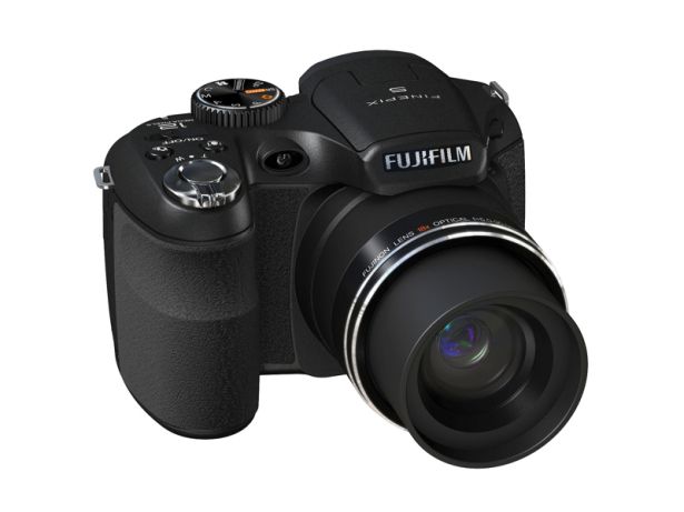 fujifilm reveals spring collection of compact cameras  image 1