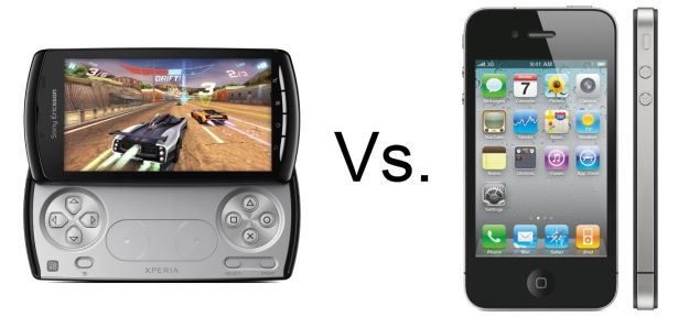 sony ericsson xperia play vs iphone 4 image 1