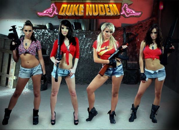 duke nukem gets saucy with free topless girl game image 1