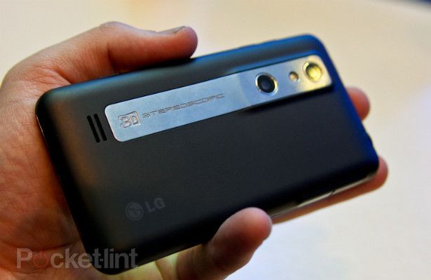 the carphone warehouse nabs lg optimus 3d exclusive launch image 1