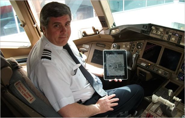 airline pilots swapping flight manuals for ipads image 1
