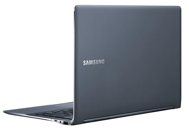 samsung series 9 900x3b now the thinnest laptop in the world pictures  image 1