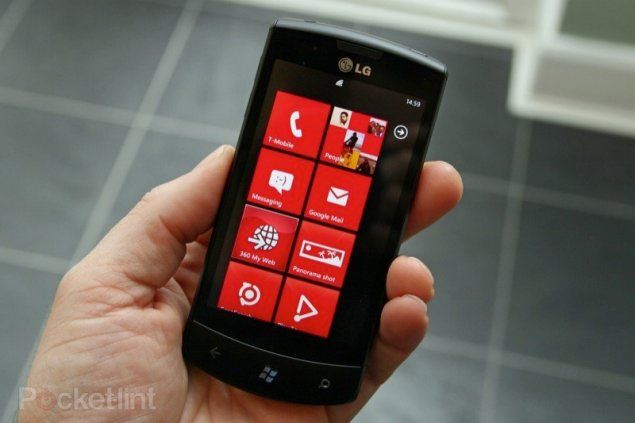 not so fast lg not ditching windows phone 7 image 1