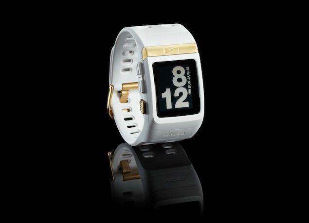 nike celebrates the olympics with gold nike sportwatch gps special edition image 1