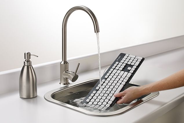 logitech washable keyboard k310 now you can rinse off your mess image 1