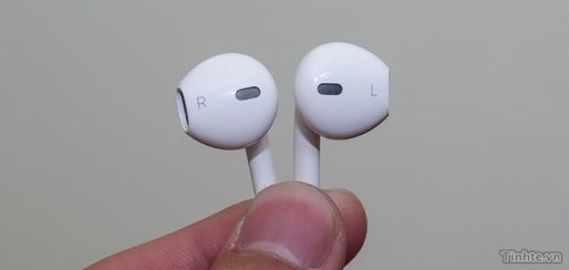 apple headphones redesigned ahead of iphone 5 release  image 1