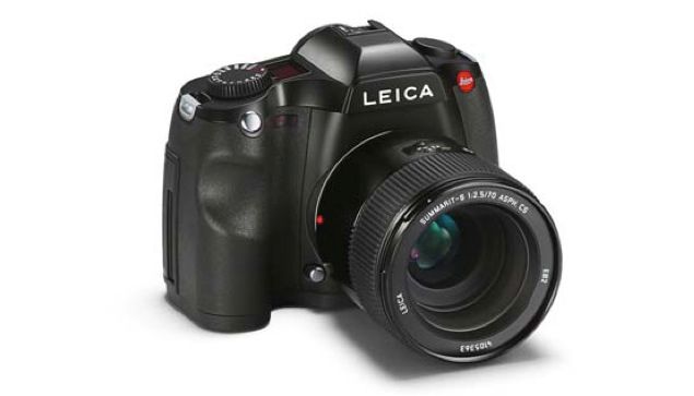 new leica s medium format professional camera announced  image 1