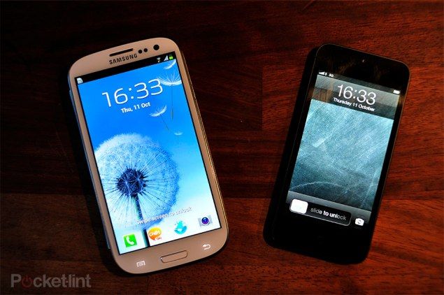 apple vs samsung iphone 5 on sale in south korea on 7 december image 1