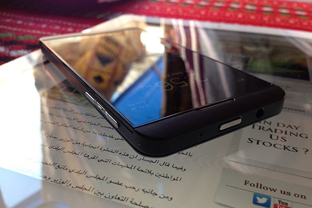 blackberry l series z10 revealed in yet more pictures including test image taken with new phone s camera image 1