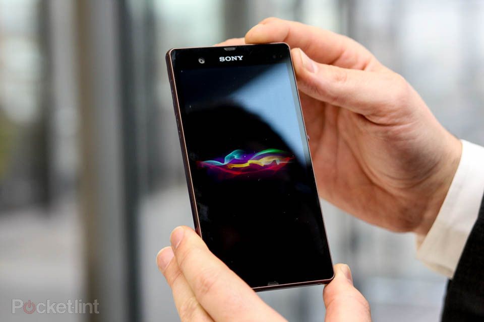 sony xperia z smartphone sales off to a good start after launch in europe image 1