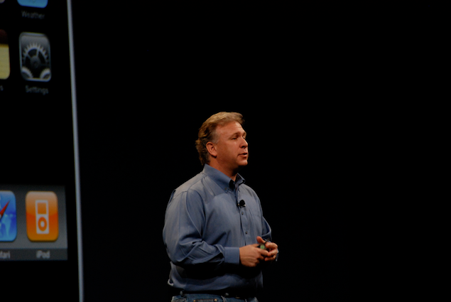 apple s phil schiller takes a stab at android be safe out there  image 1