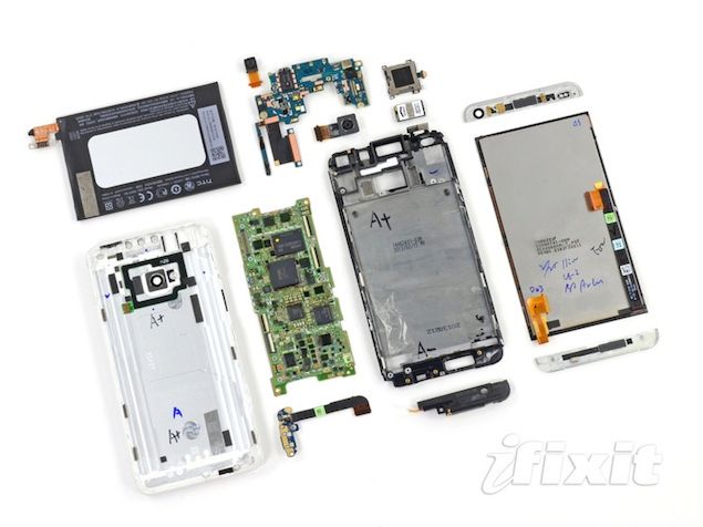htc one repairability scores very low almost impossible to open without damaging image 1
