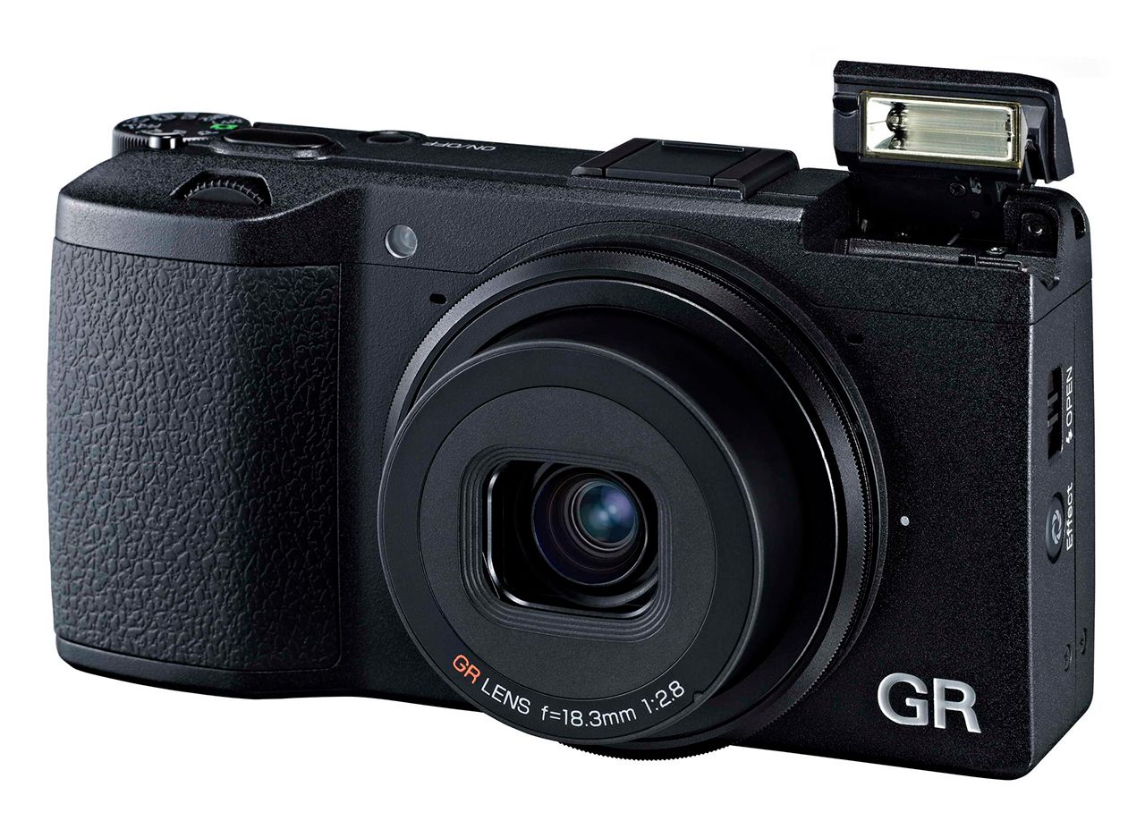pentax gr aps c sensor fixed lens compact camera with 599 price tag makes us want to go grrr  image 1