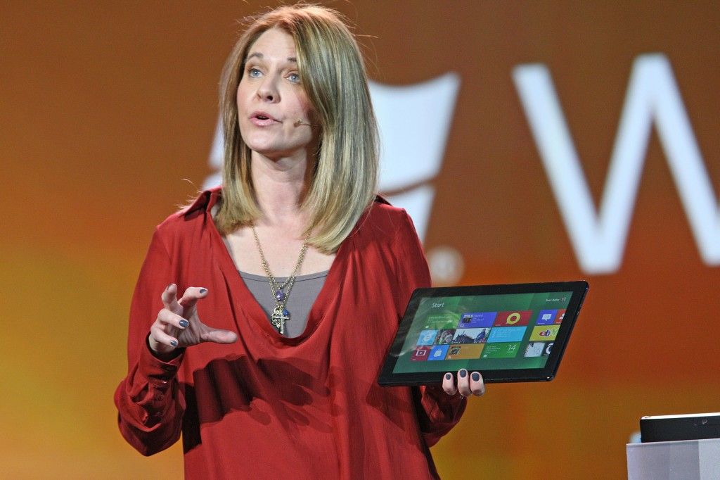windows 8 installed on more than 100 million devices windows blue update still on course image 1