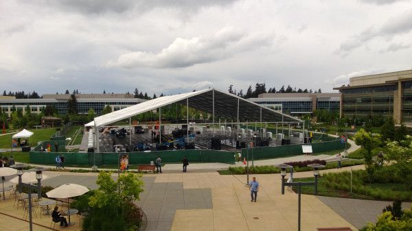 xbox 720 unveiling to take place in a big tent pictures confirm hardware to be at event image 2
