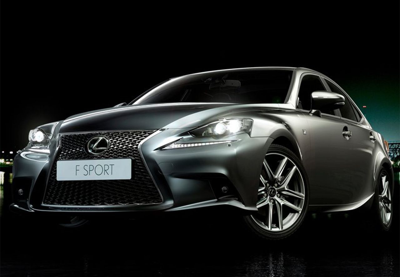 new lexus is shows you free parking spaces in real time image 1
