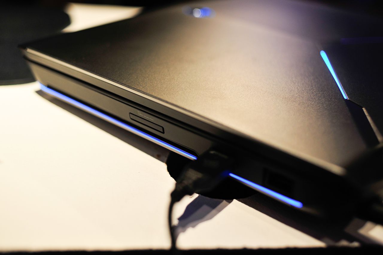 alienware launches new look laptops haswell processors in tow image 13
