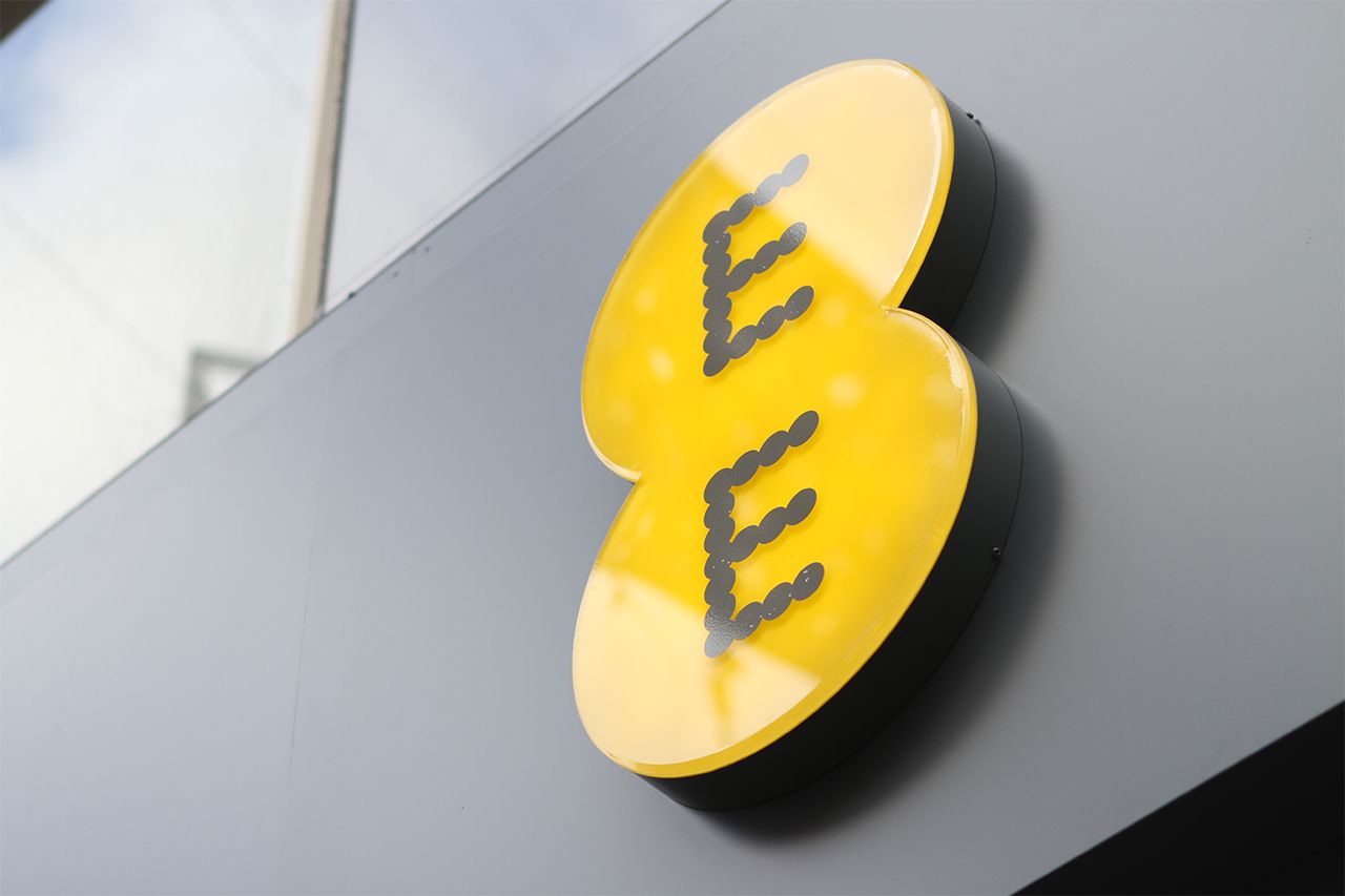 ee brings 4g to 11 new locations including aldershot basingstoke and warrington image 1