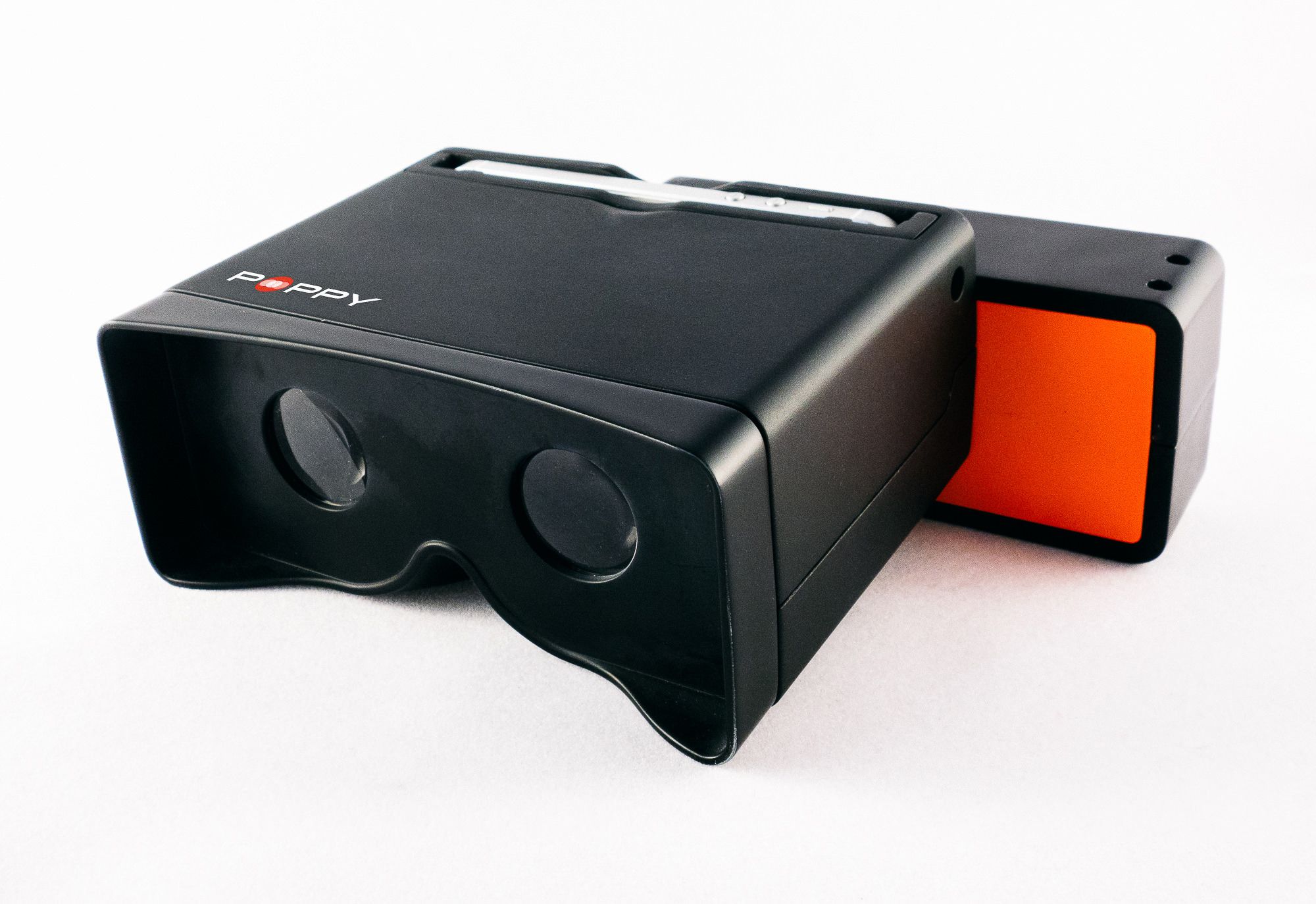 turn your iphone into a 3d camera with poppy a hark back to the view master 3 d image 2