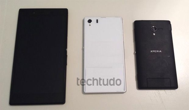 sony xperia i1 honami spotted in the wild with 20 megapixel camera to take on sgs4 zoom and nokia lumia 1020 image 1