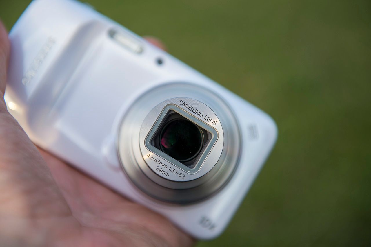 samsung galaxy s4 zoom lte edition adds 4g to the compact camera phone image 1