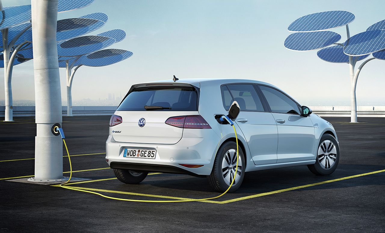 vw unveils electric e golf and e up cars with 190 km range and 2 76 100 km running cost image 1