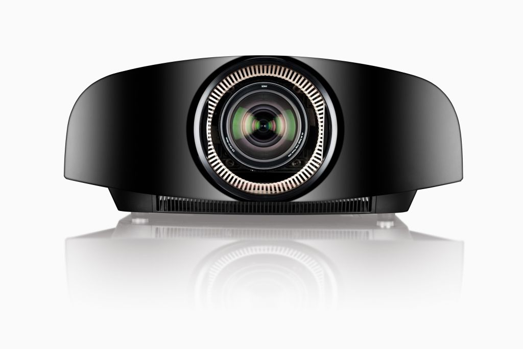 sony vpl vw1100es replaces vw1000 as company s top end 4k projector image 1