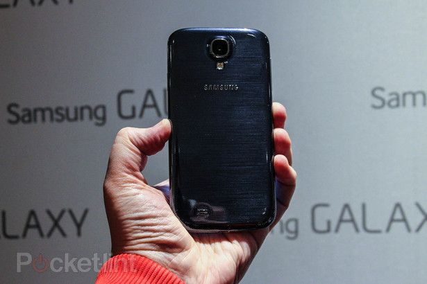 good times roll samsung posts record q3 earnings thanks to low cost smartphones image 1