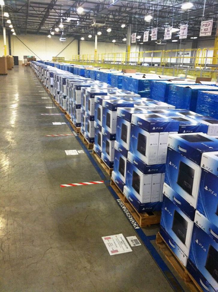 ps4 arrives in amazon warehouses only one week to go before launch image 2