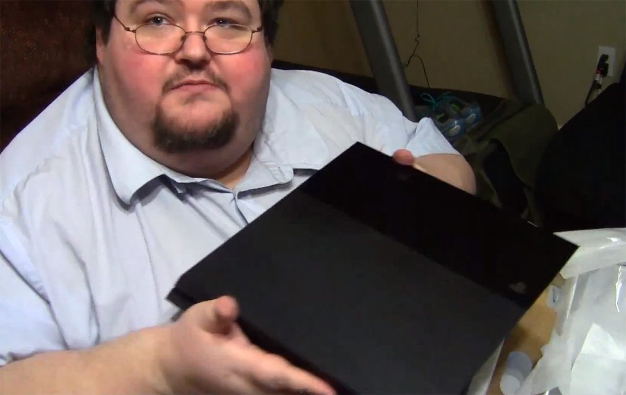sony official ps4 unboxing video has nothing on this guy francis gets his ps4 early image 1