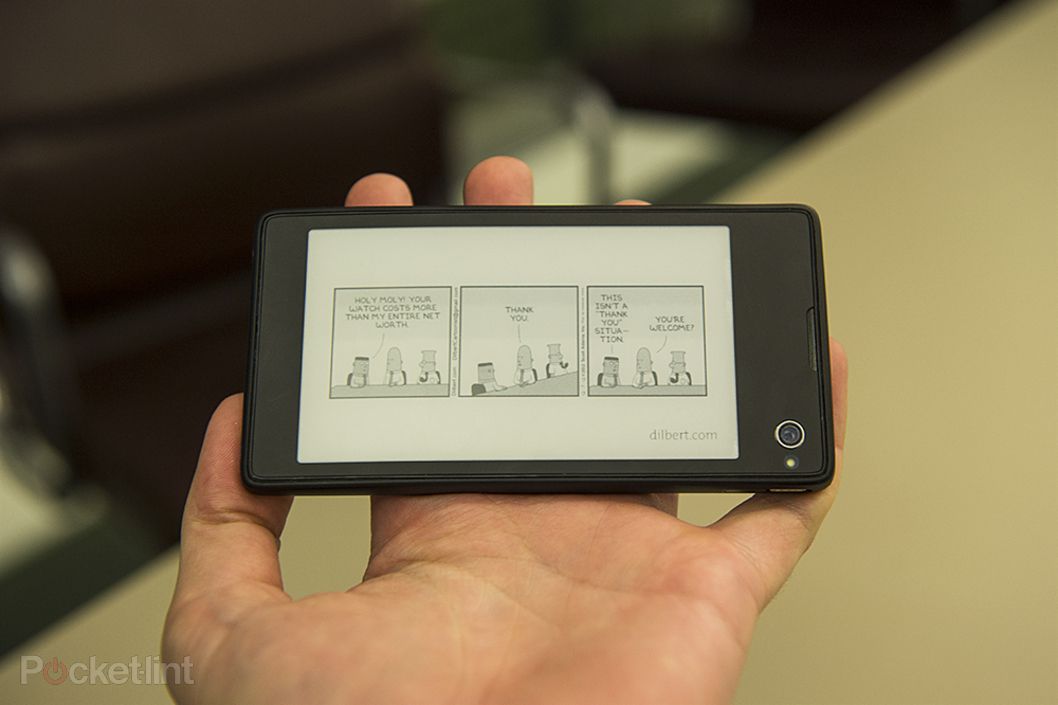 yotaphone with second e ink screen to arrive in the uk before christmas image 1