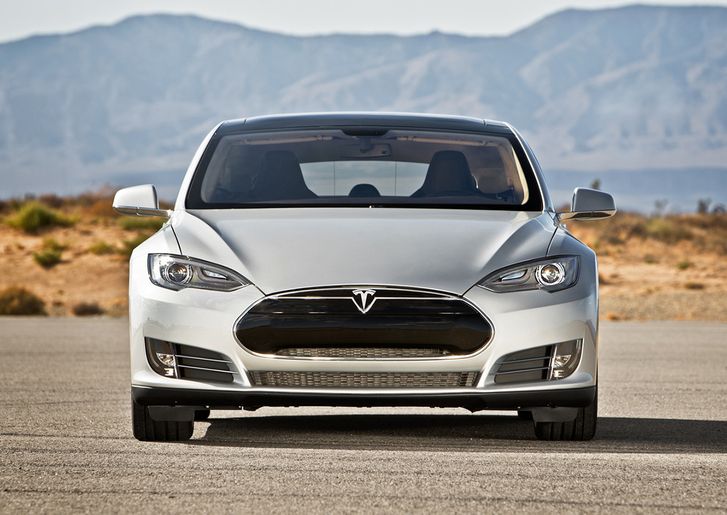 tesla planning to unveil its budget car in january 2015 image 1