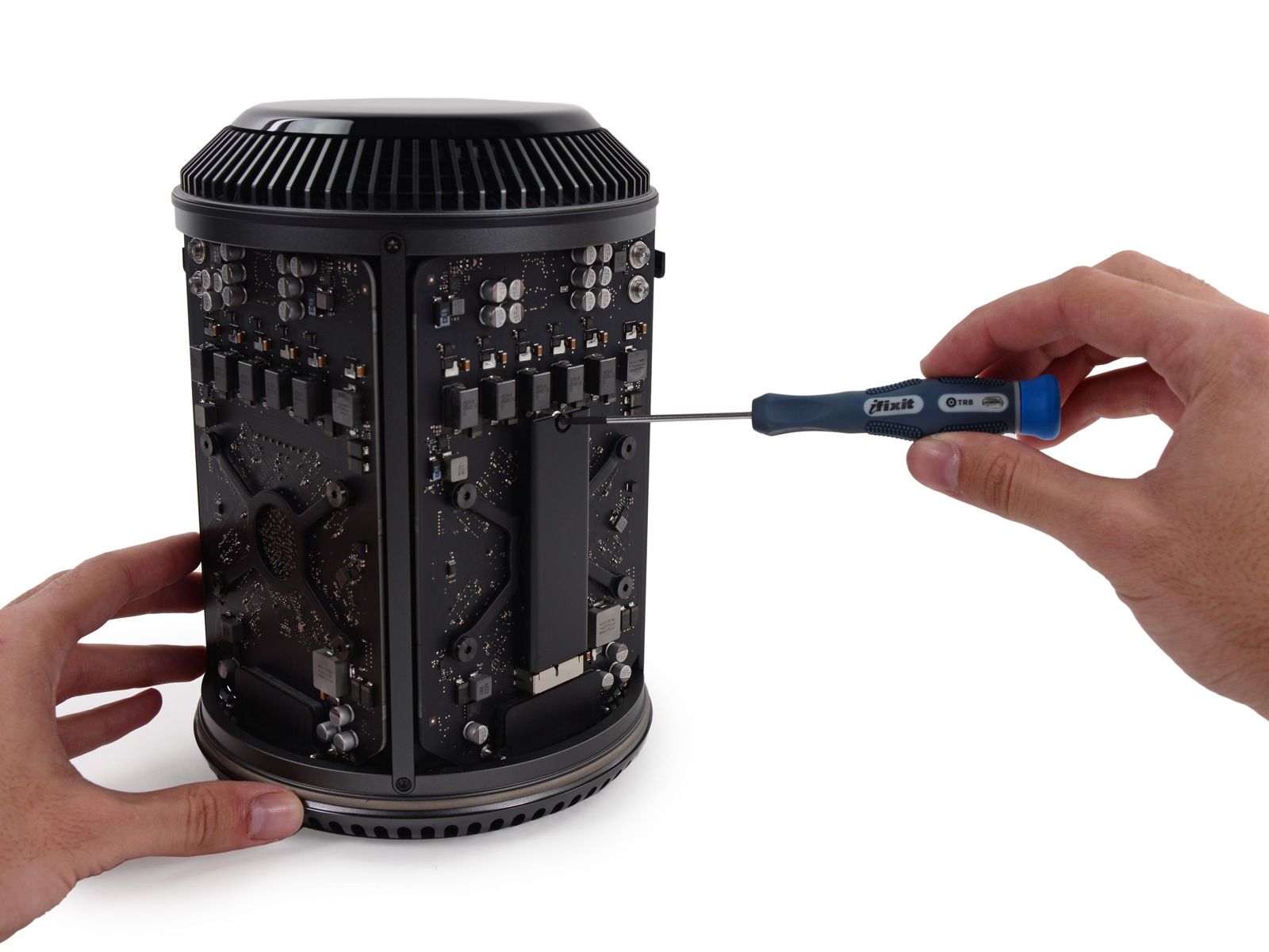 apple s new mac pro is easy to take apart and fix says ifixit image 1