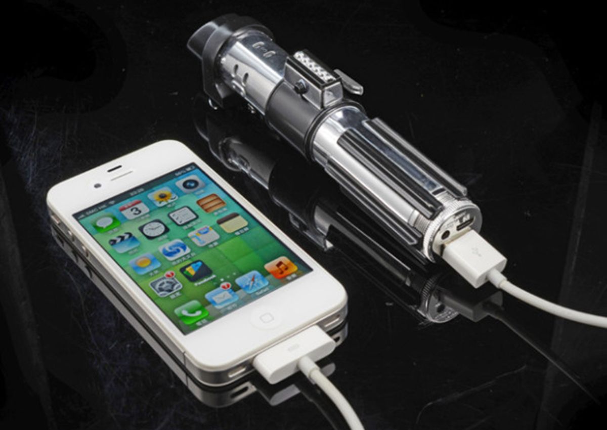 darth vader lightsaber usb charger makes the force strong with your phone image 1