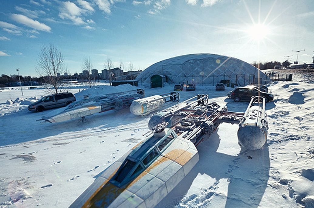 these star wars photos look real but they re actually just life like images of toys image 2