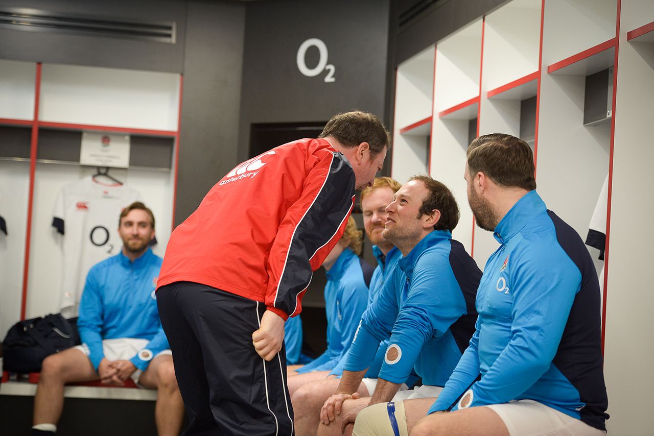 oculus rift and o2 wear the rose let us train with the england rugby team you can too image 2