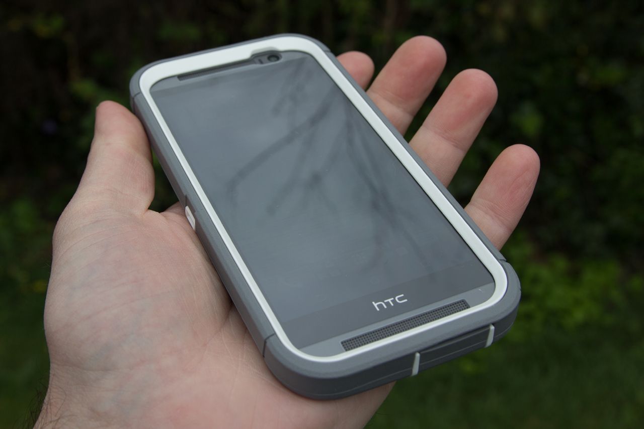 Hands-on OtterBox Commuter and OtterBox Defender cases for HTC One M8 review image 1
