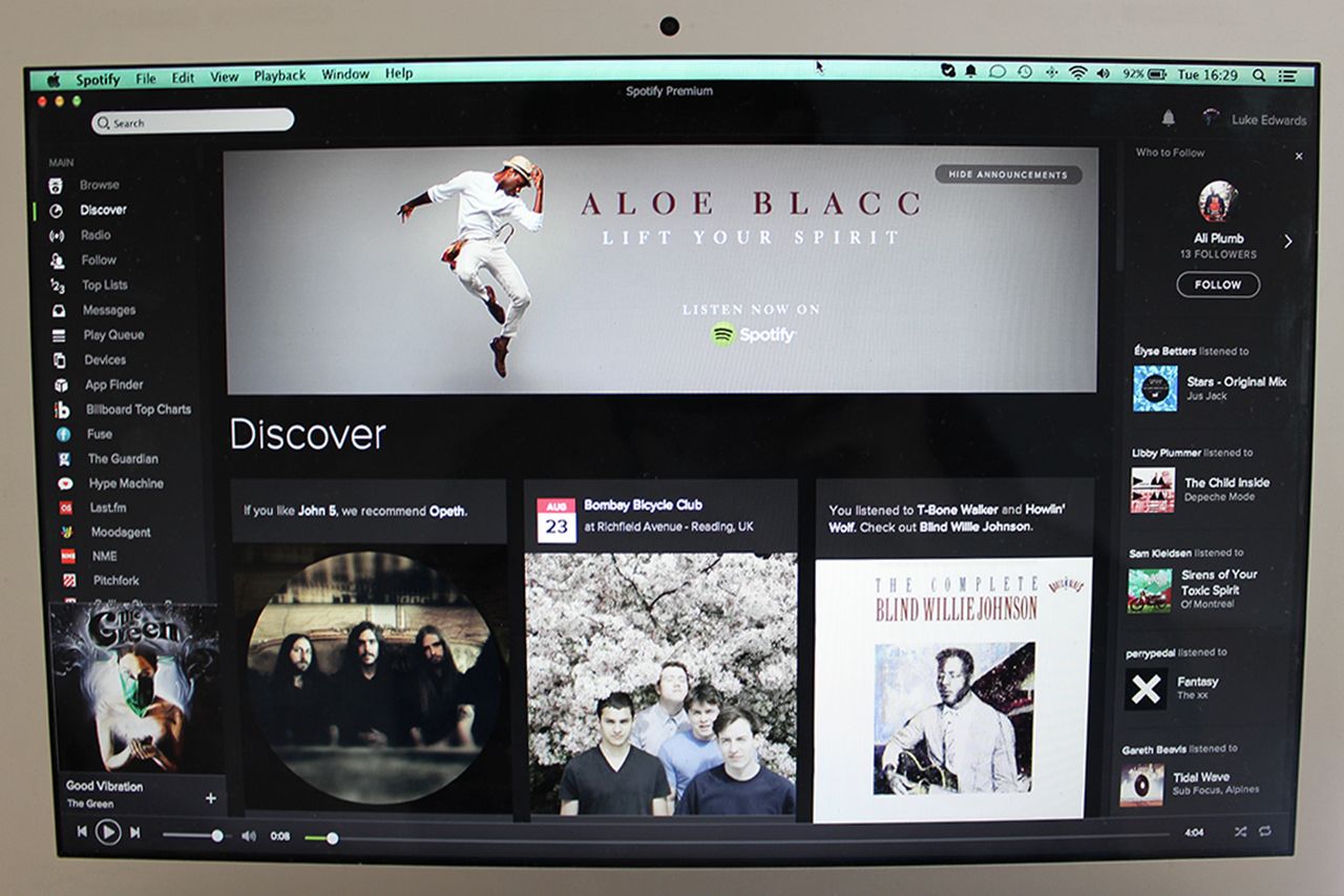 spotify desktop update arrives all in black has yours updated yet image 1