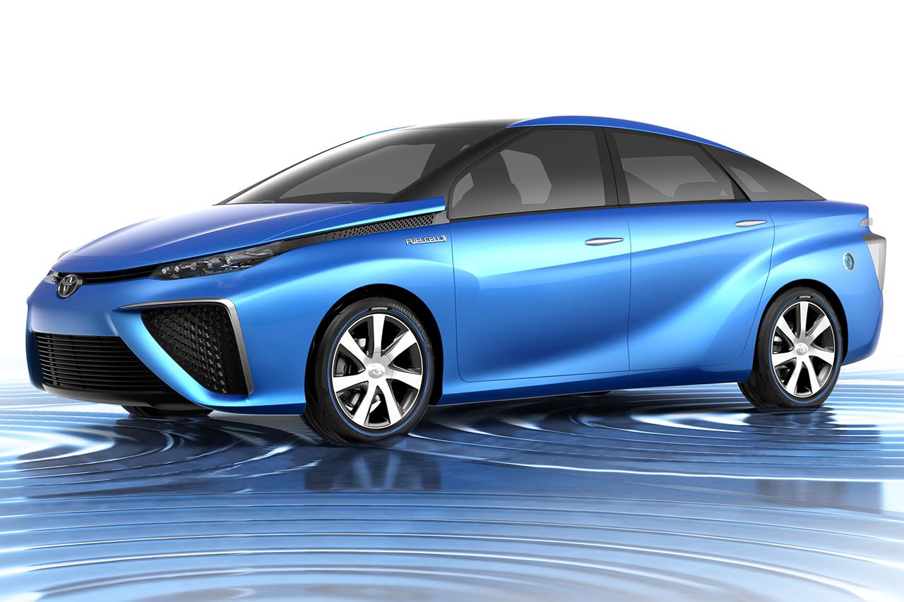 toyota fuel cell cars will be on sale in europe next year 500 miles on a tank image 1