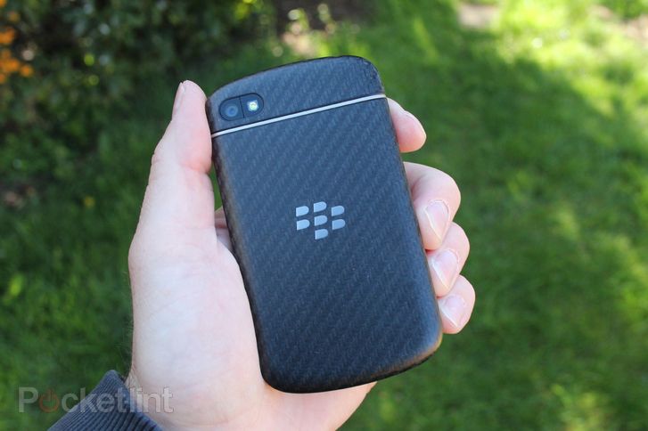 blackberry still has more consumer users in the uk than windows phone image 1