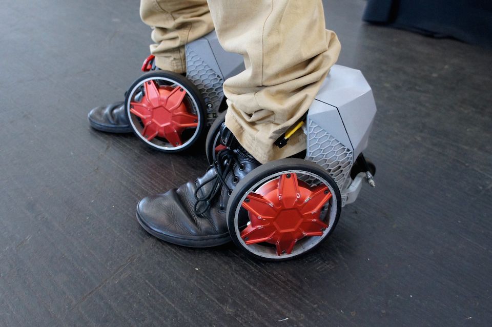 acton r rocketskates could be the coolest idea for getting around since the hoverboard image 1