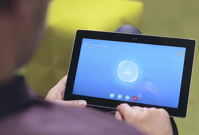 skype makes group video calls free for windows 8 1 tablets image 1