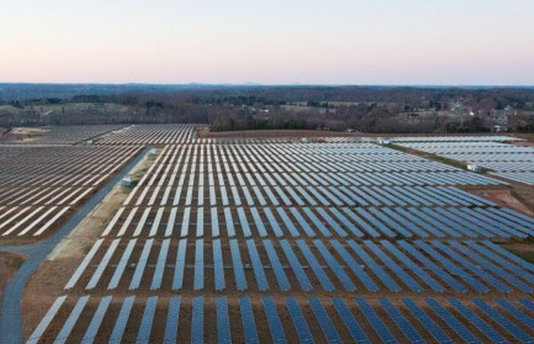 apple is building another solar farm to leave amazon trailing image 1